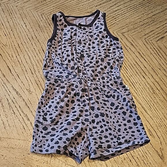 Leopard romper size 4T mini heroes - Picture 9 of 9